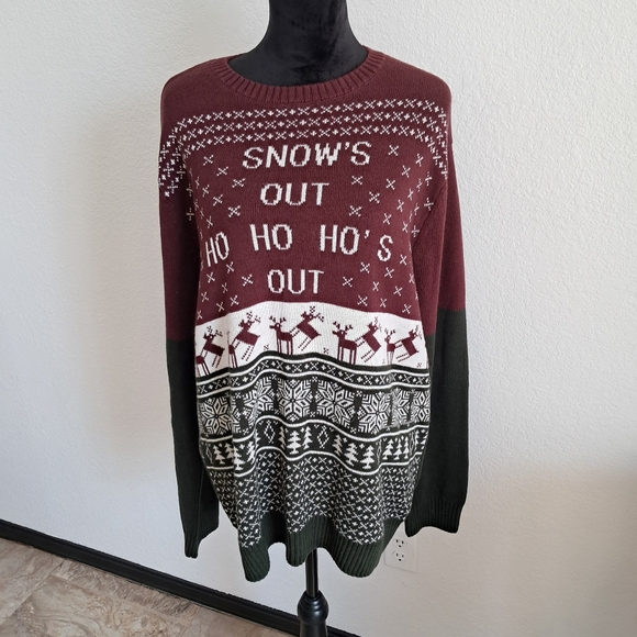 Ugly Christmas Sweater Other - Ugly Christmas Sweater Men’s XXL White Green Maroon Reindeer Snowflake Holiday